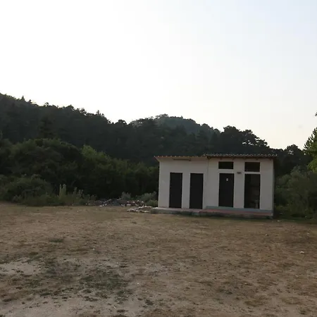 Hamiti Center